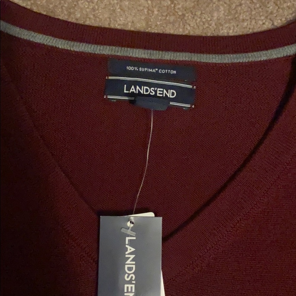 LANDS’END v-neck pullover - Picture 2 of 3
